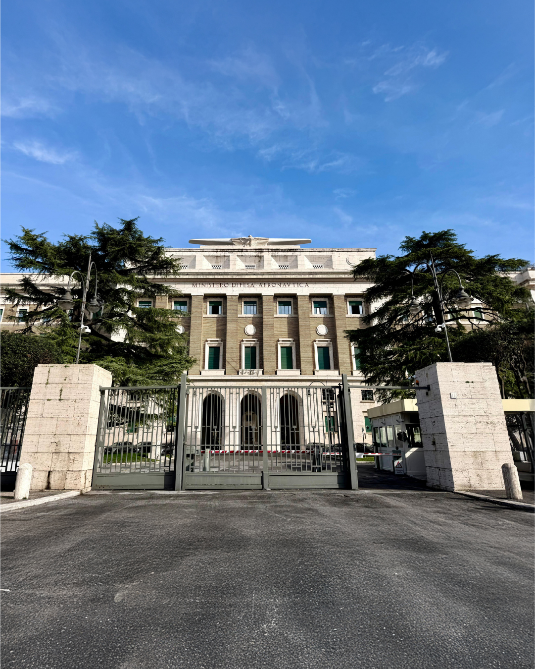 Zeichenflache1Kopie-100